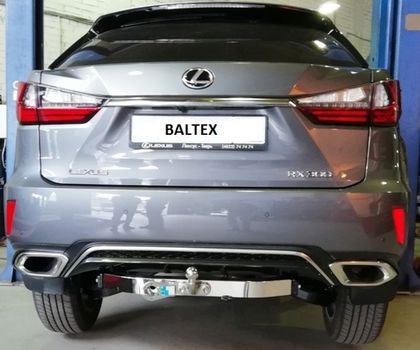 Фаркоп Baltex для Lexus NX 200 2014-2021 с накладкой из нержавеющей стали. Фланцевое крепление. Артикул 24337608E