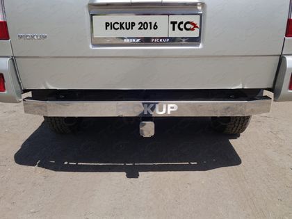 Фаркоп ТСС оцинкованный под американский квадрат для УАЗ Пикап 2015-2021 с накладкой из нержавеющей стали. Артикул TCU00030