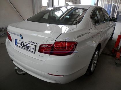 Фаркоп Galia оцинкованный для BMW 5-серия F10/11 седан, универсал 2010-2021. Быстросъемный крюк. Артикул B020C