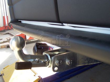 Фаркоп Galia оцинкованный для Opel Movano A 1998-2010. Быстросъемный крюк. Артикул N047C